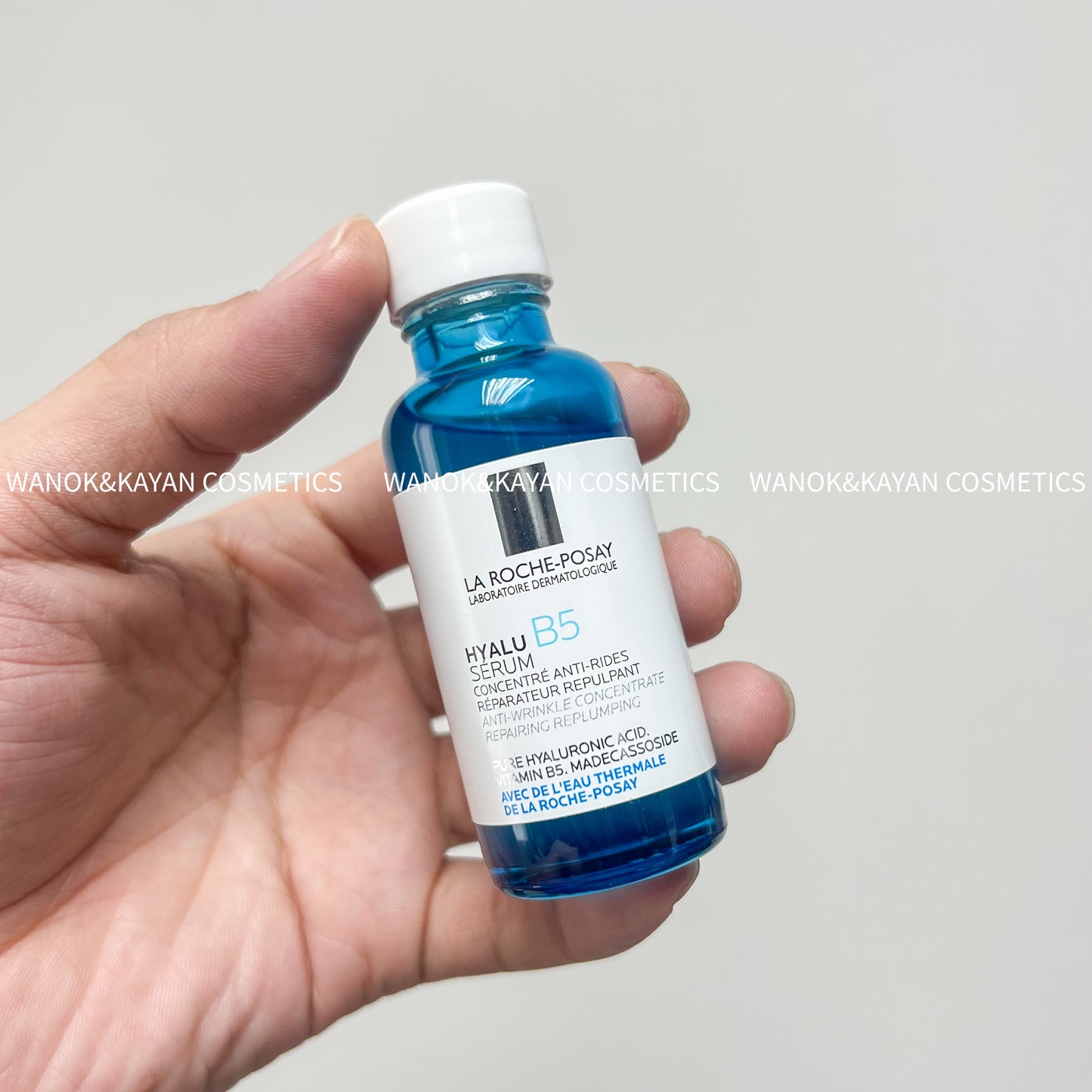 包順豐 La Roche-Posay 理膚泉 HYALU B5抗皺緊緻精華 30ml 玻尿酸B5精華液30ml 高保濕舒緩敏感肌玻修復小藍瓶。Laroche Posay La roche-Posay。Laroche-Posay。理膚泉。HYALU B5 SERUM