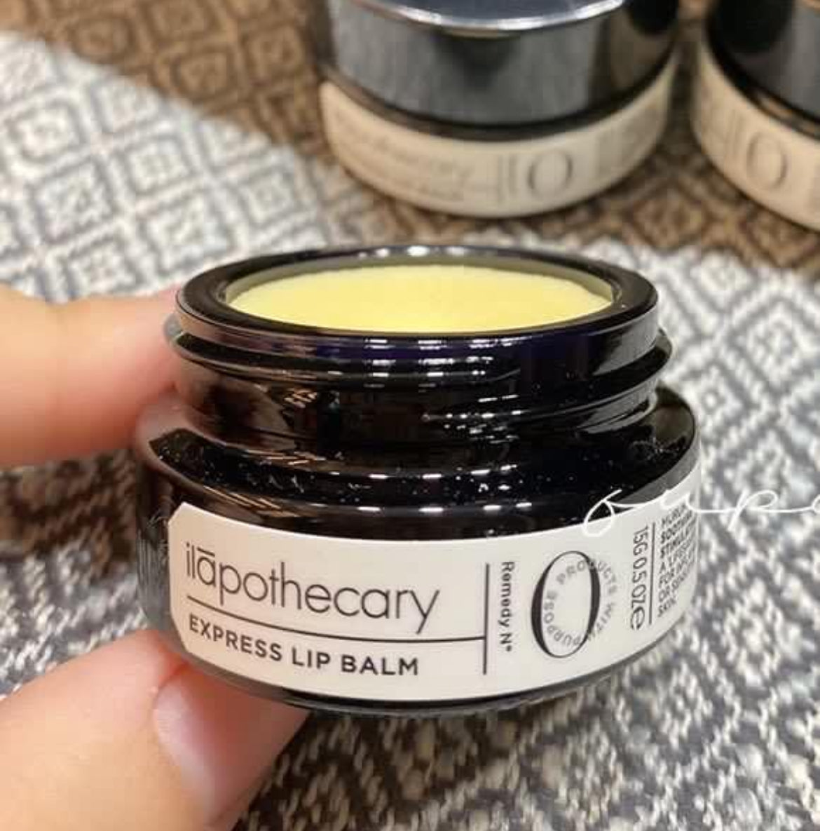 章小蕙推薦 包順豐‼️ 英草社 ilapothecary 0號玫瑰果抗氧化潤唇膏唇膜霜淡紋 EXPRESS LIP BALM 15g