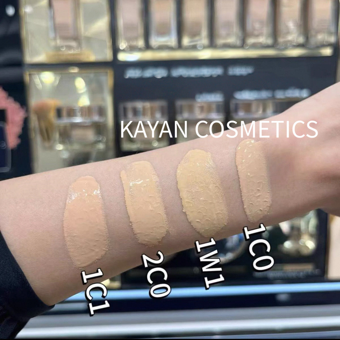 包順豐 ESTEE LAUDER 雅詩蘭黛 dw特霧氣墊1w1 一盒兩芯 DW超持久透亮氣墊粉底 1+1連替換//SPF45 PA+++