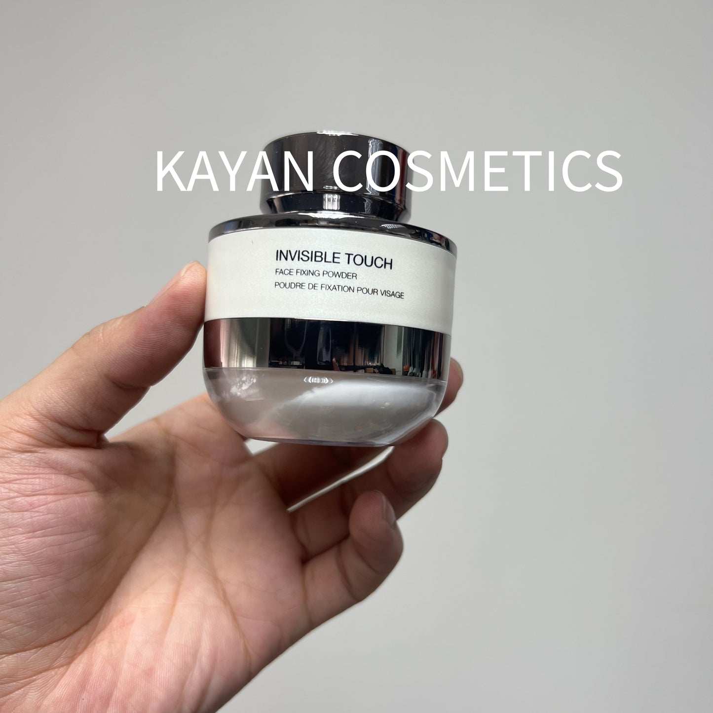 包順豐 KIKO 定妝散粉蘑菇蜜粉 隱形定妝蜜粉13.5g 輕清透定妝散粉蜜粉持久控油防水隱形毛孔遮蓋蘑菇散粉 INVISIBLE TOUCH FACE FIXING POWDER POUDRE DE FIXATION POUR VISAGE