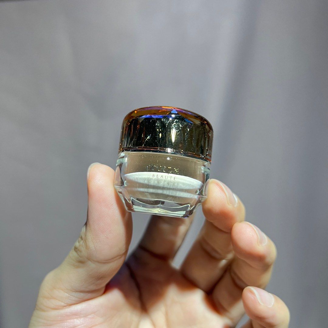 包順豐 日本 cle de peau Beaute CPB 肌膚之鑰 晶致潤耀粉霜粉底液晶鑽粉霜中樣3ml LE FOND DE TEINT THE FOUNDATION CPB / CBP  肌膚之鑰 cdp