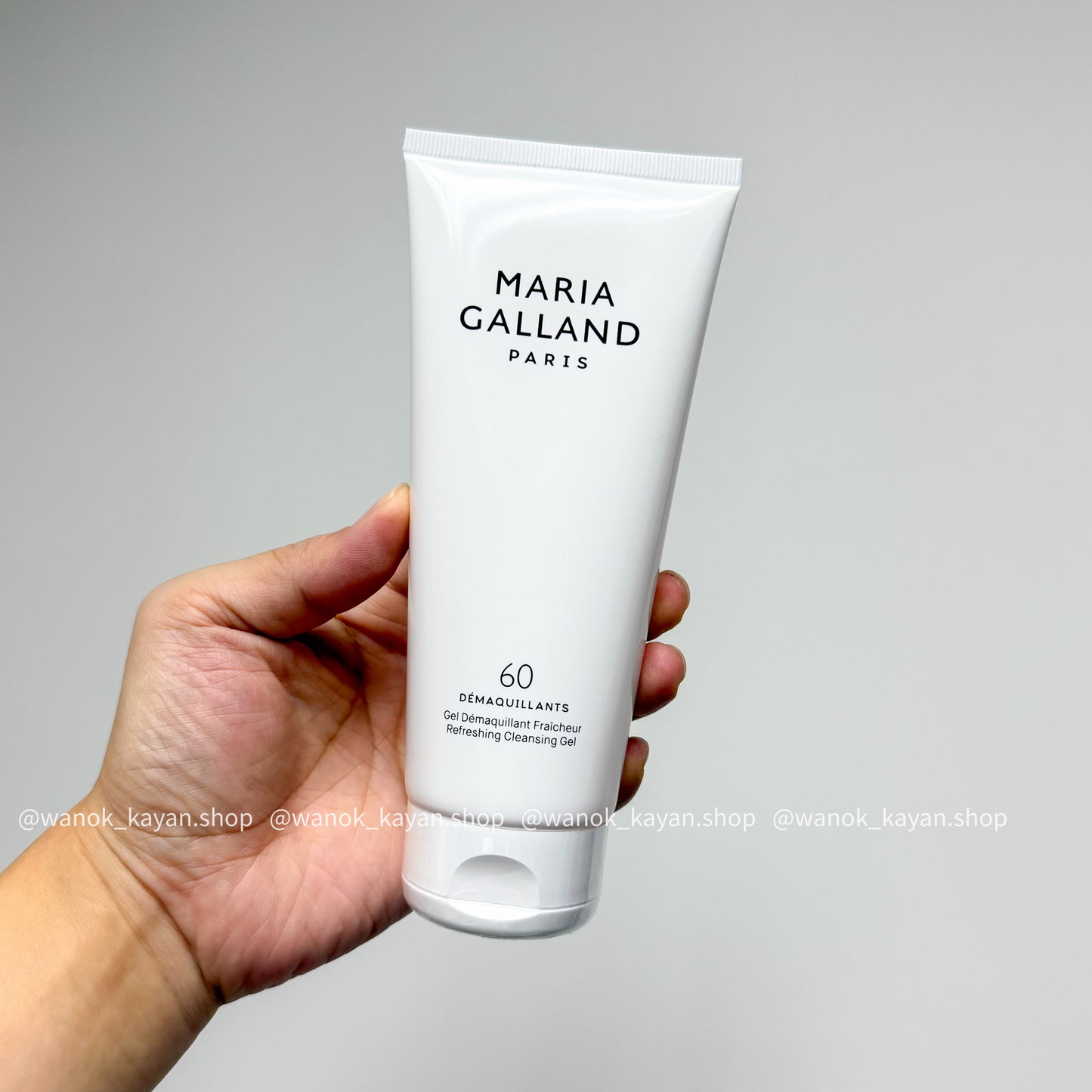 包順豐 MARIA GALLAND 60 水柔淨膚膠 200ml 60 DEMAQUILLANTS
Gel Demaquillant Fraicheur
Refreshing Cleansing Gel