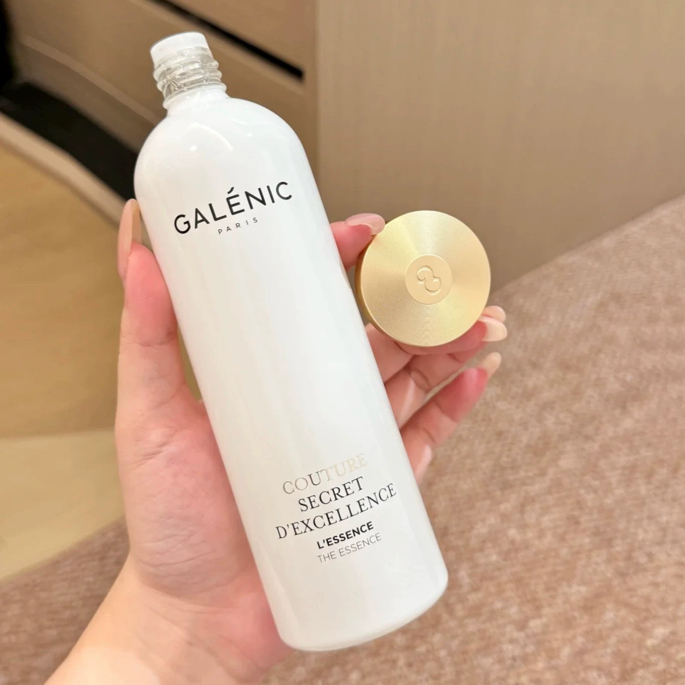 包順豐 GALENIC 科蘭黎奇秘卓顏煥活精粹雪藻水保濕抗皺緊致修護彈亮 200ml COUTURE SECRET D'EXCELLENCE L'ESSENCE THE ESSENCE